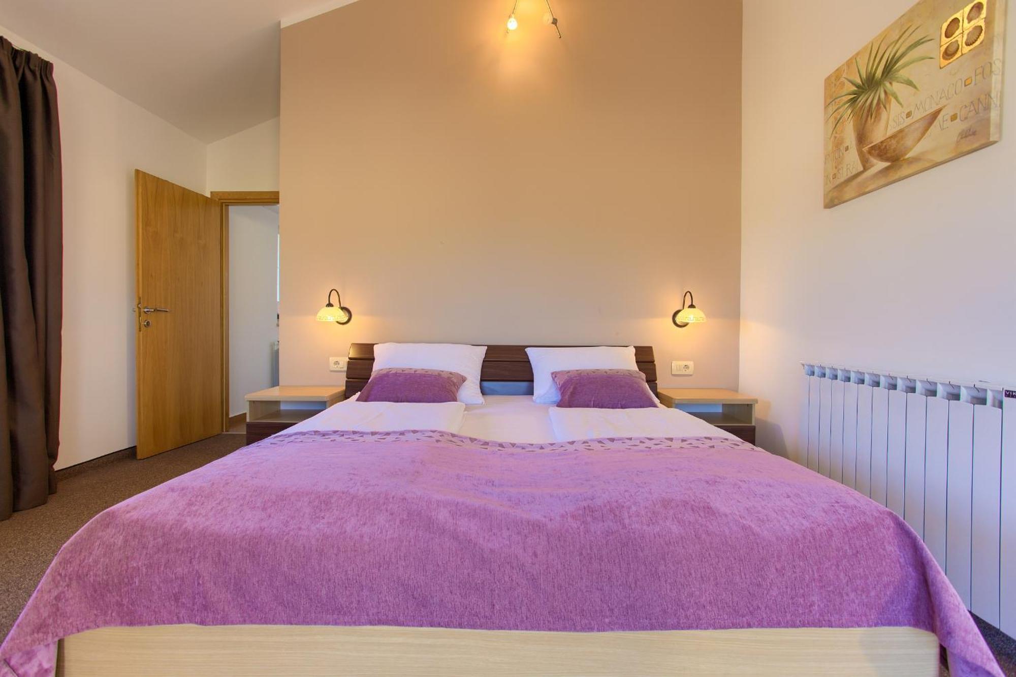 Hotel Villa Margaret Malinska Rum bild